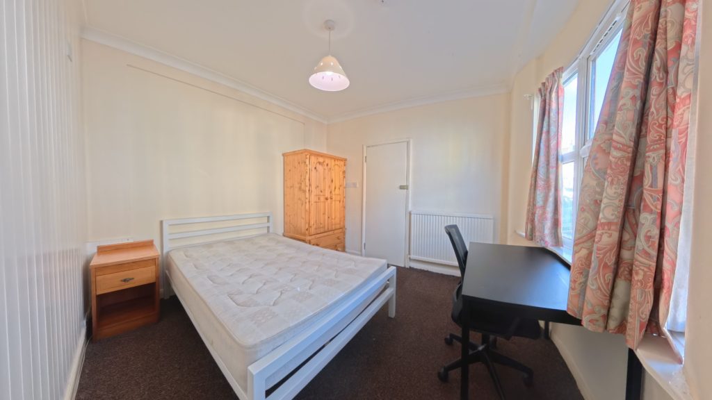 Edinburgh Road, BRIGHTON BN2